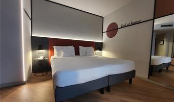 1 king bed, non-smoking, comfort room, convertible into two twin beds