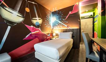 1 single bed, non-smoking, comfort room