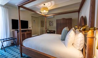 1 king bed, non-smoking, deluxe room
