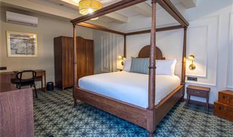 1 king bed, non-smoking, deluxe room