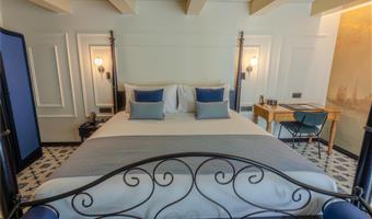 1 king bed, non-smoking, deluxe room