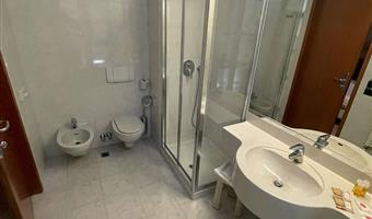 2 single beds, non-smoking