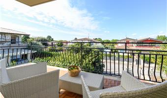 suite -1 queen bed, non smoking rooms, two sofa beds for 1 person, two terraces, private pool