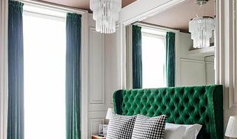 1 queen size bed, sofa, deluxe room with full breakfast included