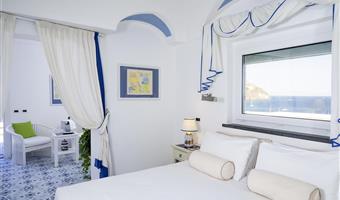 1 king bed, non-smoking, junior suite, terrace, sea view