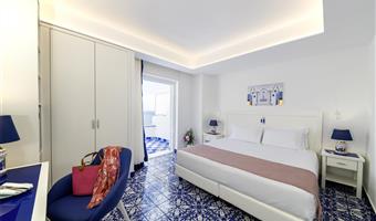 1 king bed, non-smoking, deluxe room, terrace, sea view