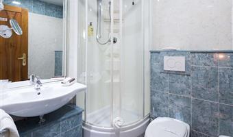 1 cama de matrimonio grande, no fumador, habitación ejecutiva, sofá-cama, cafetera y tetera, bata de baño