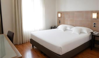 1 cama de matrimonio grande, no fumador, habitación económica