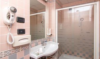1 cama de matrimonio grande, habitación estándar, posibilidad de dos camas individuales