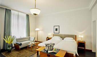 1 cama de matrimonio extragrande, suite junior, sofá-cama para una persona, balcón, vista panorámica, sala de estar