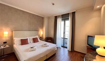 1 cama de matrimonio grande, habitación comodidad