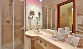 1 cama de matrimonio grande, habitación clásica, acceso gratuito a internet