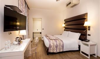 1 cama de matrimonio grande y 2 camas individuales, habitación clásica, acceso gratuito a internet