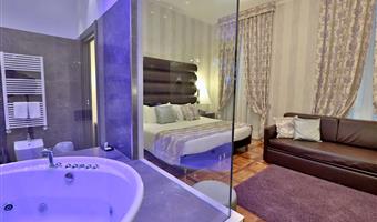 1 cama de matrimonio grande y 2 camas individuales, habitación clásica, acceso gratuito a internet