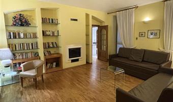 apartamento con una cama de matrimonio grande y 2 camas individuales, no fumador, dos dormitorios, terraza, cocina