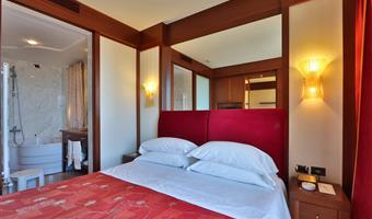 suite-1 cama de matrimonio extragrande, suite real