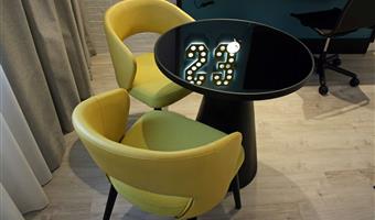juniorsuite, 1 cama de matrimonio extragrande, no fumador, habitación ejecutiva, sofá, bata de baño y zapatillas