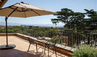 1 cama de matrimonio extragrande, suite, zona de estar, bañera de hidromasaje, terraza