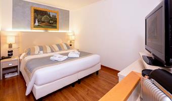 1 cama de matrimonio grande, no fumador, suite junior, dos sofás cama para una persona, balcón, sea view, salón