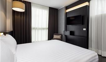 1 cama de matrimonio grande, no fumador, habitación superior, estacionamiento gratuito, acceso a internet inalámbrico gratuito