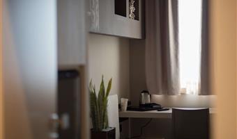 1 cama de matrimonio grande, habitación excepcional, vistas al mar