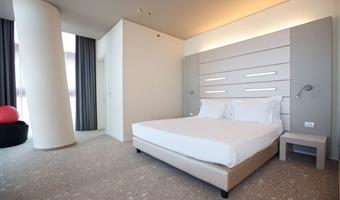 1 cama matrimonial king size, habitación superior, habitación más grande, 30 m², habitación para no fumadores, insonorización, wi-fi