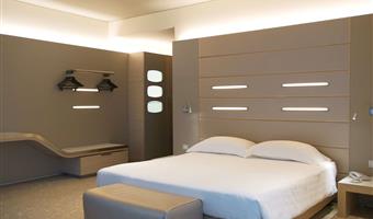 1 cama de matrimonio extragrande, no fumador, deluxe room, ducha en la habitación