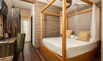 1 cama de matrimonio extragrande, deluxe room, balcón, vistas al mar, habitación con dos camas individuales a petición de los interesados