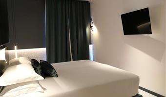 1 cama de matrimonio extragrande, no fumador, suite junior, terraza, vistas al jardín