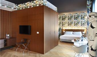 suite-1 cama de matrimonio extragrande, no fumador, sala de estar, sofá