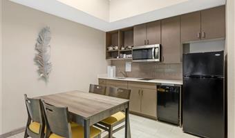 Habitación del Best Western Plus Executive Residency Phoenix North Happy Valley - Phoenix - 03167