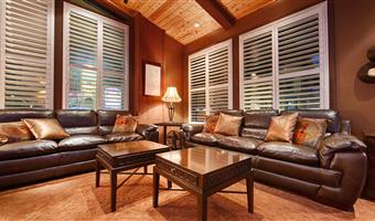 Vestíbulo del Best Western Plus Humboldt Bay Inn en Eureka - 05035