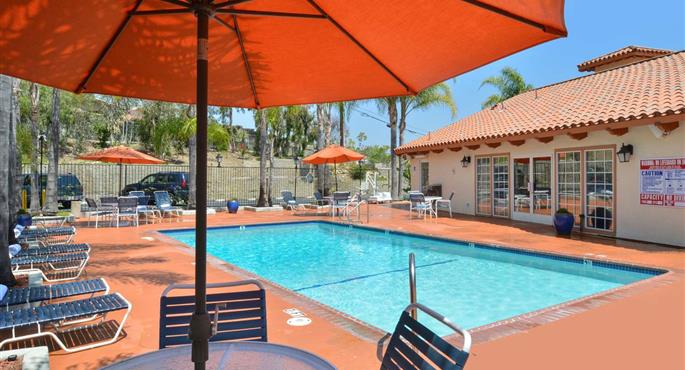 Piscina del Best Western Capistrano Inn - San Juan Capistrano - 05219