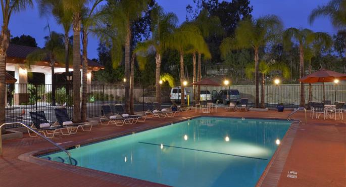 Piscina del Best Western Capistrano Inn - San Juan Capistrano - 05219