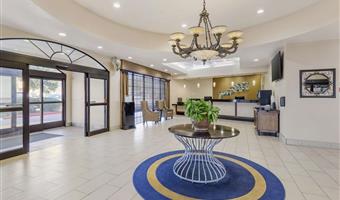 Vestíbulo del Best Western Plus Heritage Inn Ontario Rancho Cucamonga en Rancho Cucamonga - 05512