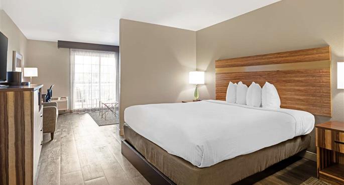 Habitación del Best Western Cedar Inn & Suites - Angels Camp - 05599