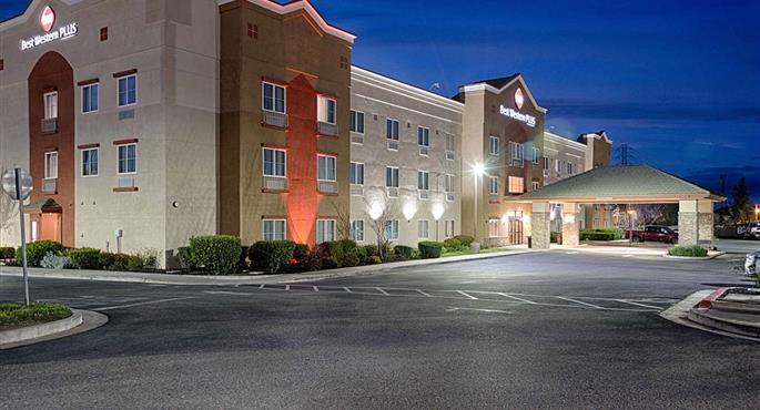 Exterior del Best Western Plus Delta Inn & Suites - Oakley - 05726
