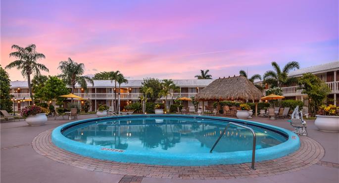 Piscina del Best Western Palm Beach Lakes - West Palm Beach - 10225