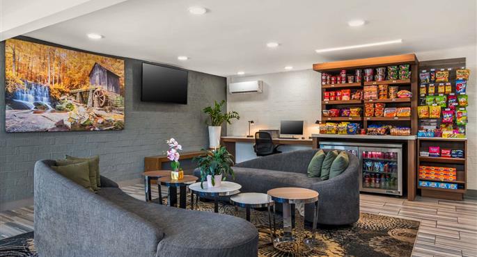 Vestíbulo del Best Western Atlanta-Marietta Ballpark Hotel en Marietta - 11230