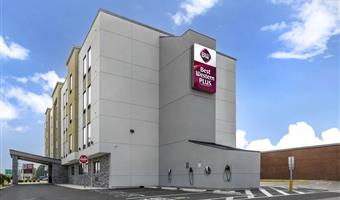 Exterior del Best Western Plus Philadelphia-Pennsauken Hotel - Pennsauken - 31070