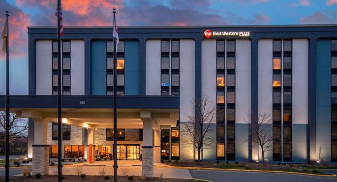 Exterior del Best Western Plus Meadowlands - Secaucus - 31071