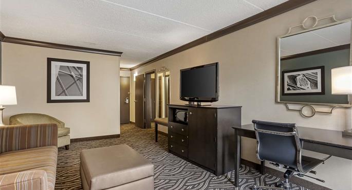 Habitación del Best Western Plus Kingston Hotel and Conference Center - Kingston - 33159