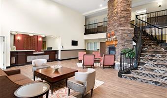 Vestíbulo del Best Western Palmyra Inn & Suites en Palmyra - 33175