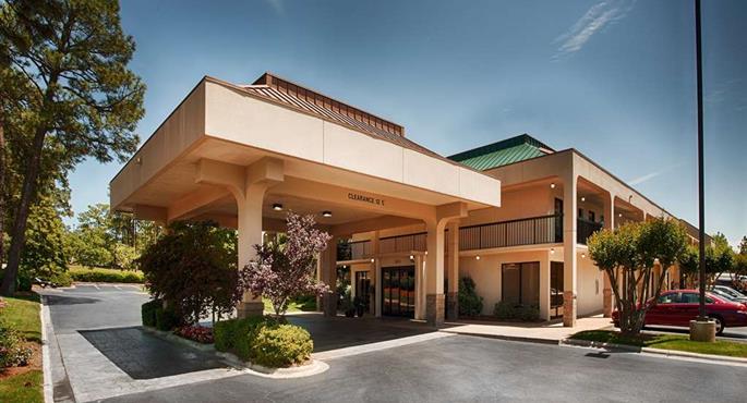 hotel en southern pines 34158 f