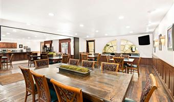 Vestíbulo del Best Western Newberry Station en La Pine - 38147