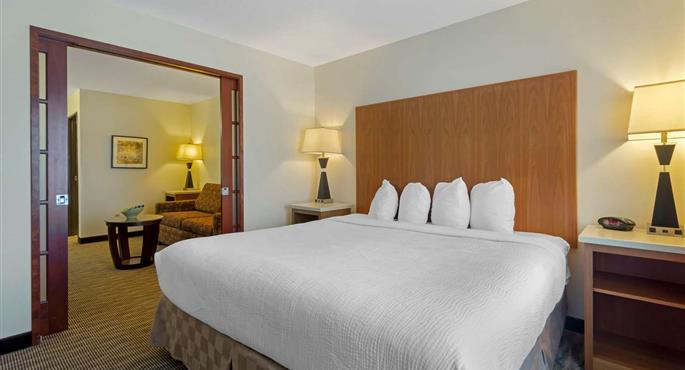 Suite del Best Western Plus Park Place Inn & Suites - Chehalis - 48145