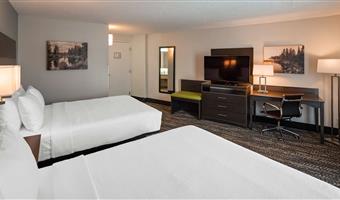 hotel en wausau 50153 f