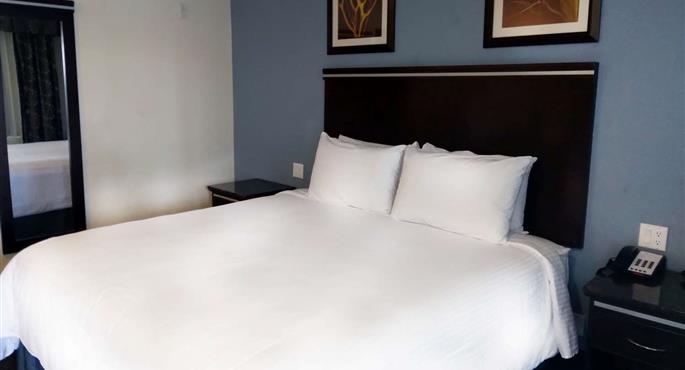 Habitación del SureStay by Best Western Chula Vista San Diego Bay - Chula Vista - 52130