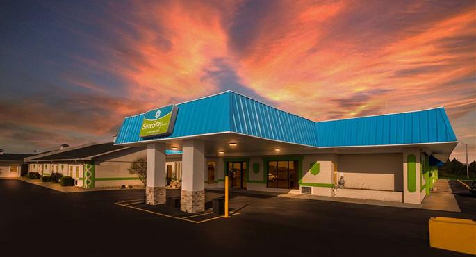 Exterior del SureStay by Best Western Higginsville - Higginsville - 54052