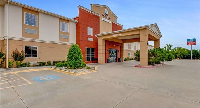 Exterior del SureStay Plus by Best Western Owasso Tulsa North - Owasso - 54099